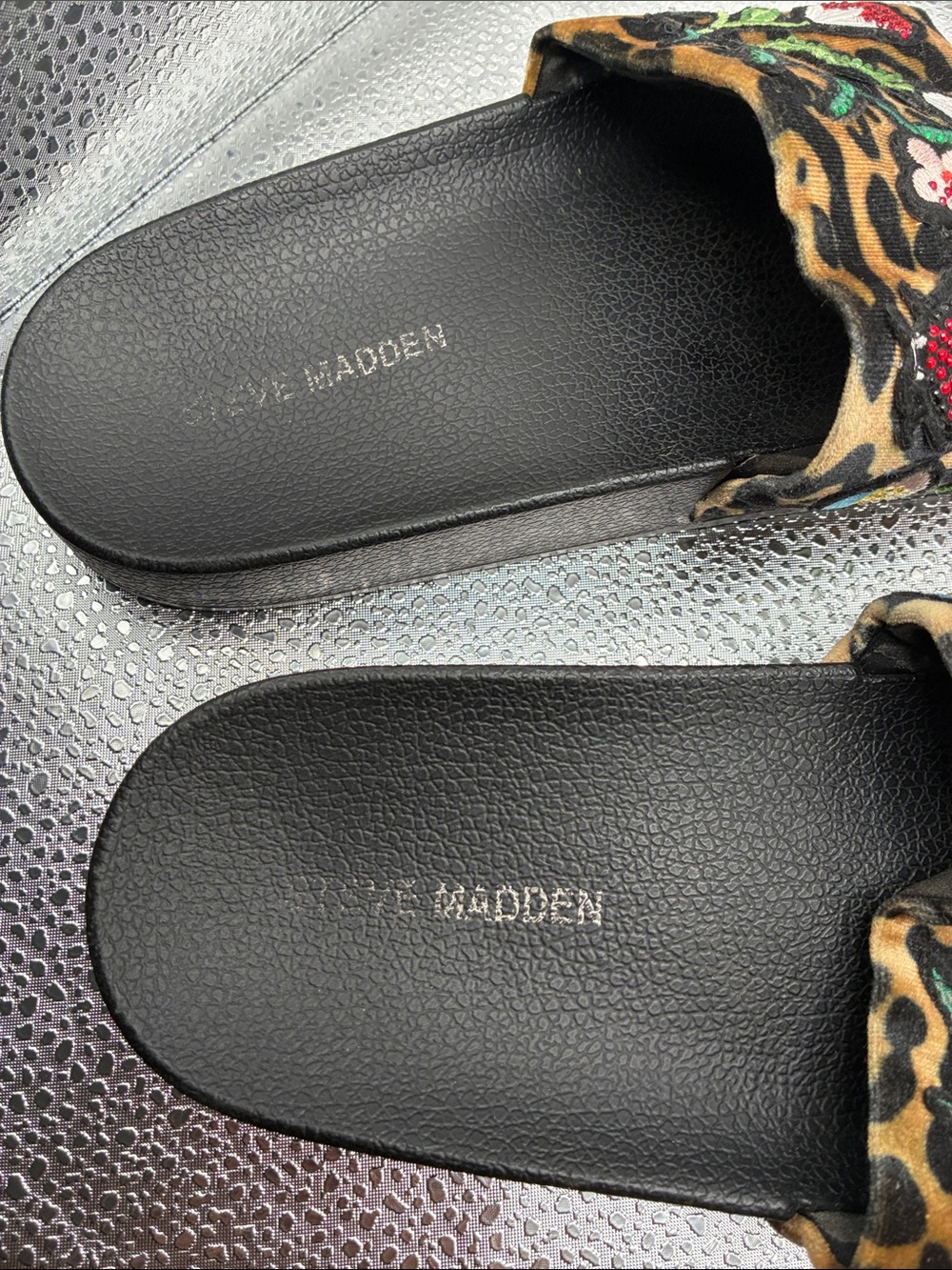 Steve Madden Leopard Embroidered Slide Sandals - Black/Tan/Red/Green - Picture 3 of 5